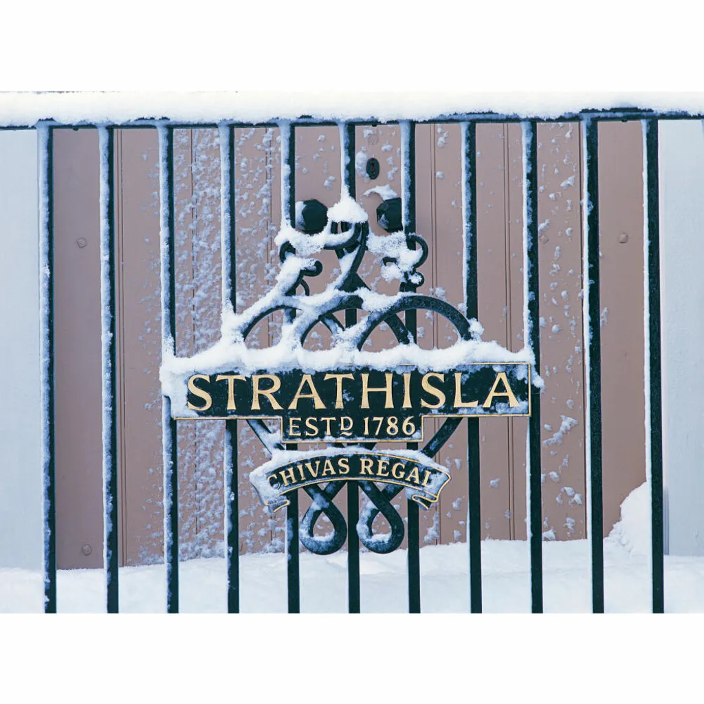 Chivas Regal 12 Jahre Blended Scotch Whisky Miniatur 0,05l, Alc. 40 Vol.-% 6 Chivas Regal 12 Jahre Blended Scotch Whisky Miniatur 0,05l, Alc. 40 Vol.-% – Bild 4